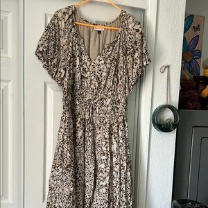 Universal Thread Black and White Dolman Sleeve Midi Sundress